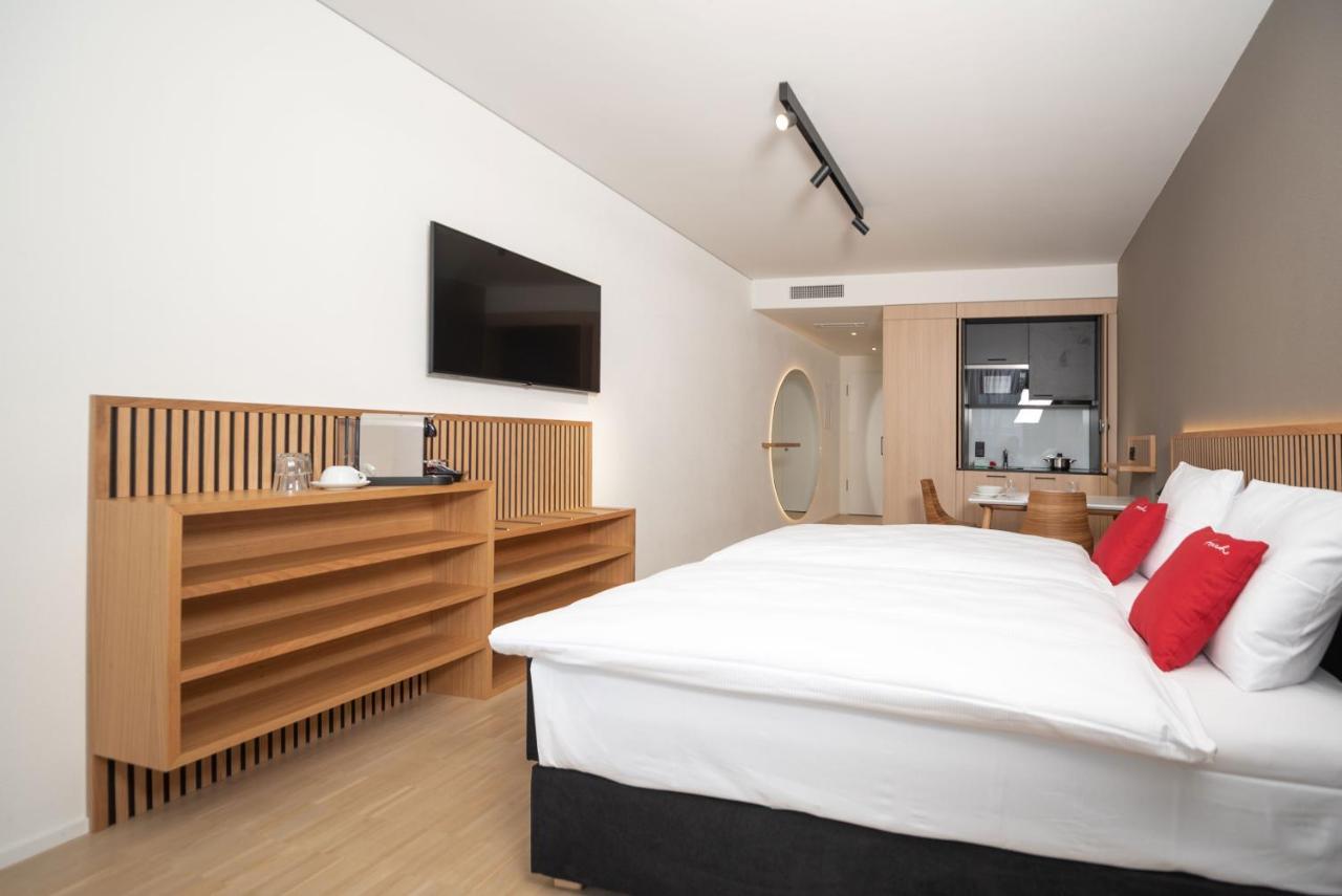 Tailormade Hotel Bab Bachenbuelach Bachenbulach ภายนอก รูปภาพ
